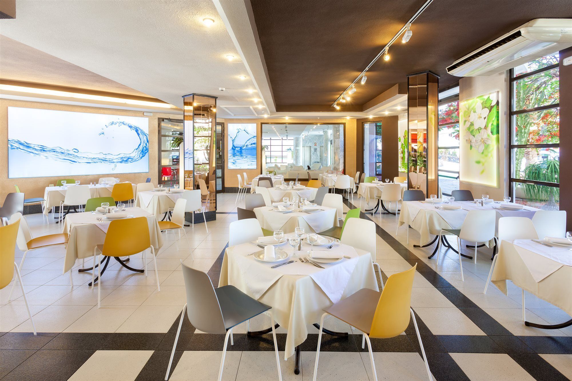 Aguamar Apartamentos, Los Cristianos Downtown Luaran gambar